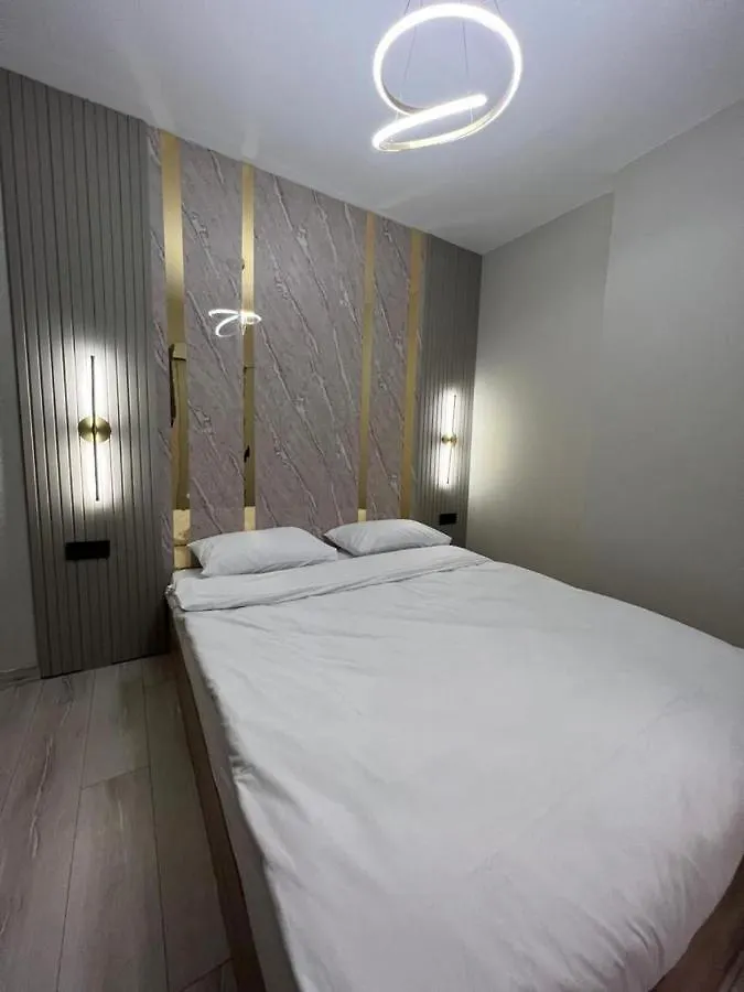 City Center Apartment, Sisli, Near Metro Istanbul Turkey